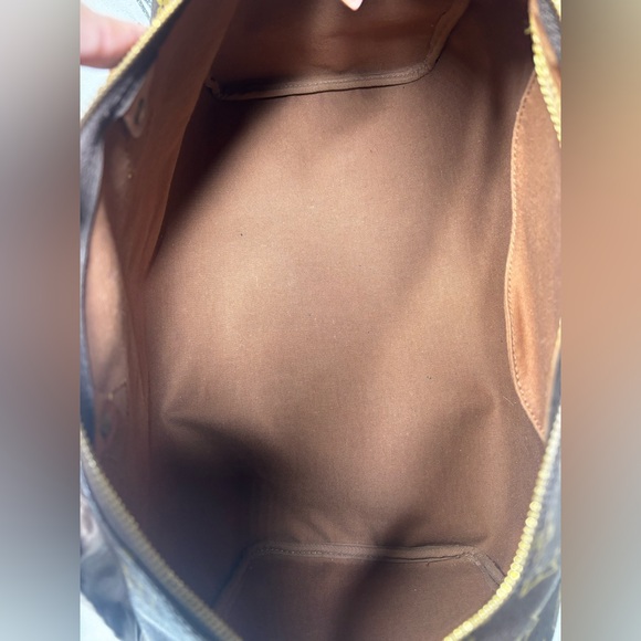 Louis Vuitton Monogram Speedy 40 ✨ - Picture 8 of 14